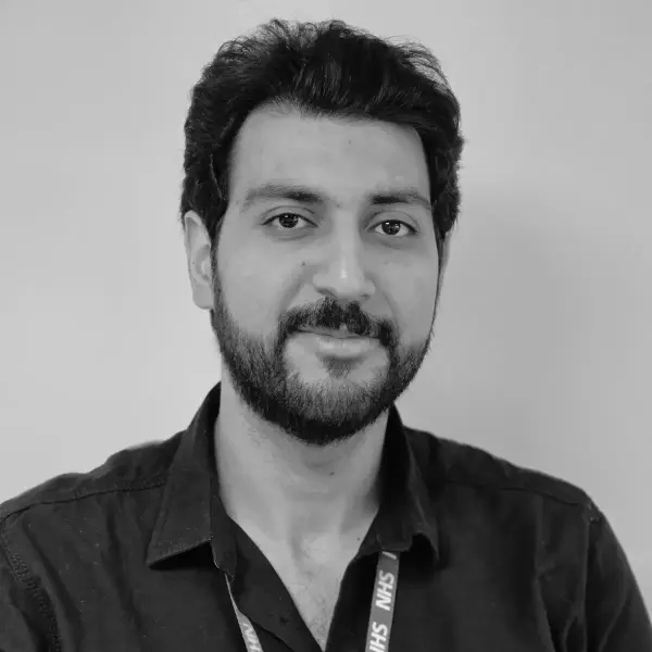 Dr Mahmoud Awad