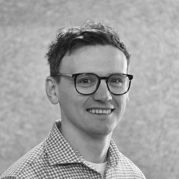 Dr Stuart Caldwell